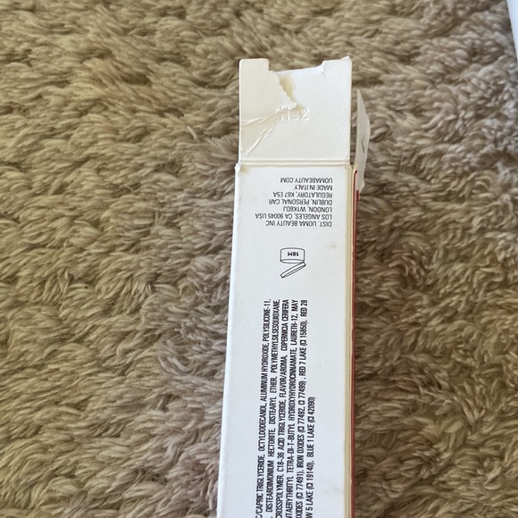 BNIB~UOMA Beauty Badass Icon matte lipstick in Tracy - Picture 2 of 3